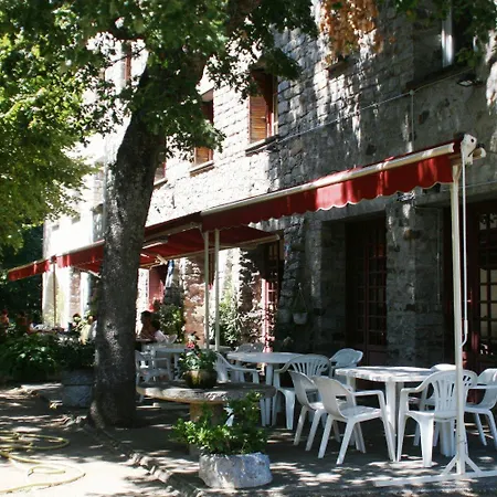 - Pub Le Petit Bosquet Hotel 3*