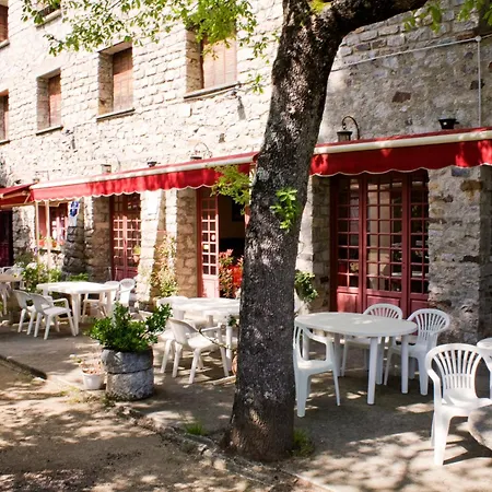 - Pub Le Petit Bosquet