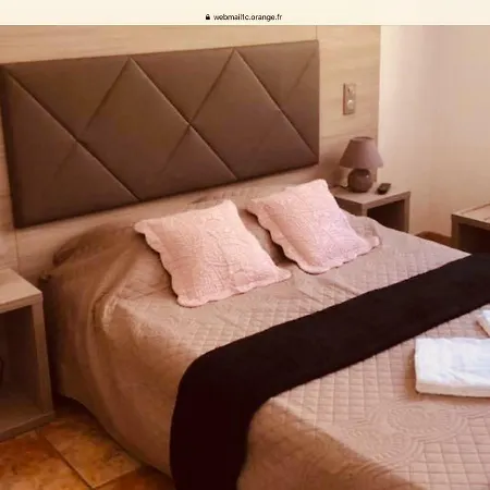 Hotel - Pub Le Petit Bosquet