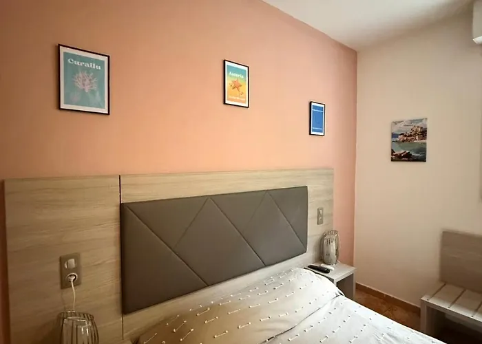 - Pub Le Petit Bosquet