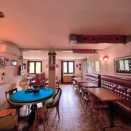 - Pub Le Petit Bosquet 3* Santo-Pietro-di-Venaco