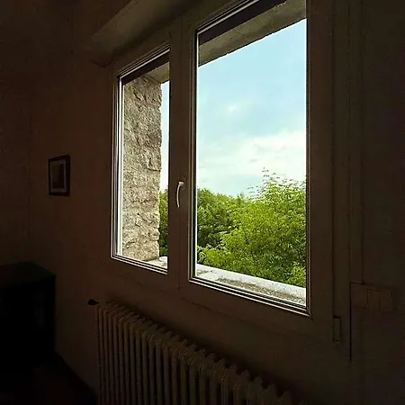 - Pub Le Petit Bosquet Santo-Pietro-di-Venaco