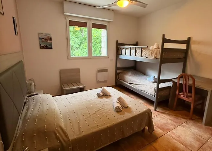 Hotel - Pub Le Petit Bosquet Santo-Pietro-di-Venaco